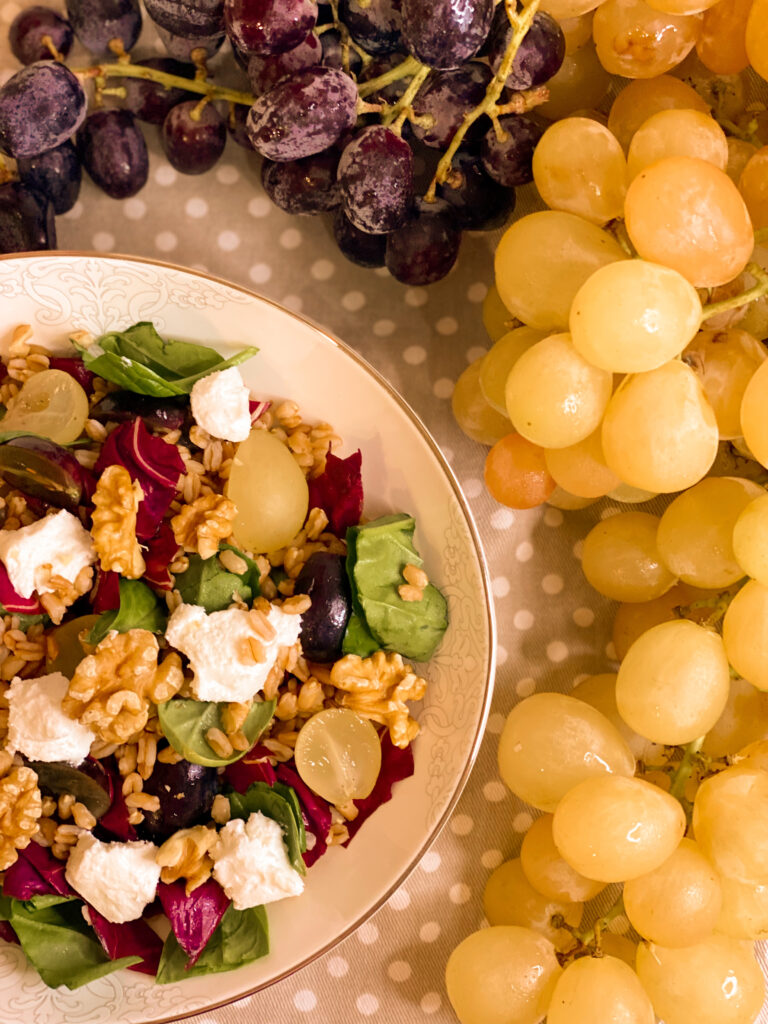 insalata di farro noci uva